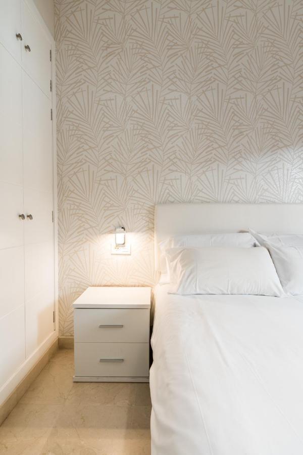 Lumbreras Host Apartment เซบีญา ภายนอก รูปภาพ