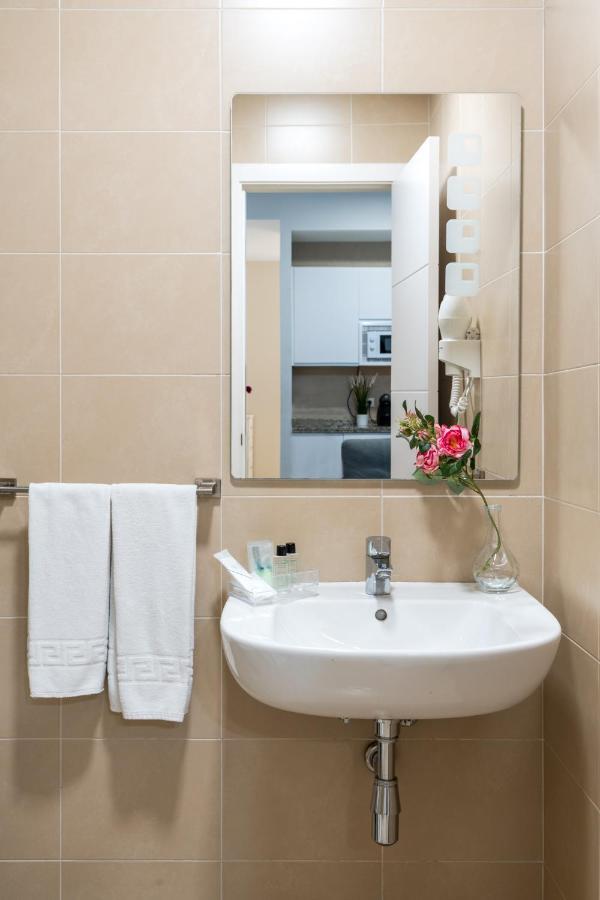 Lumbreras Host Apartment เซบีญา ภายนอก รูปภาพ