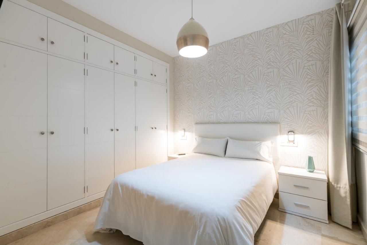 Lumbreras Host Apartment เซบีญา ภายนอก รูปภาพ
